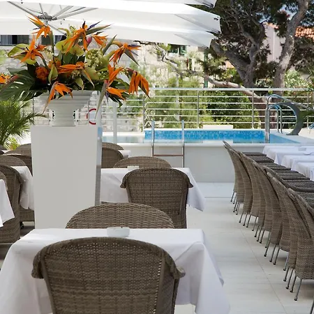 Otel Miramare Makarska