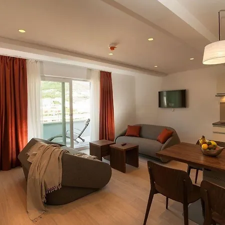 Ξενοδοχείο Miramare