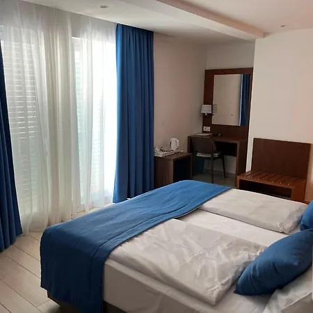 Otel Miramare 4*