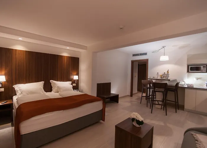 Miramare Ξενοδοχείο 4*